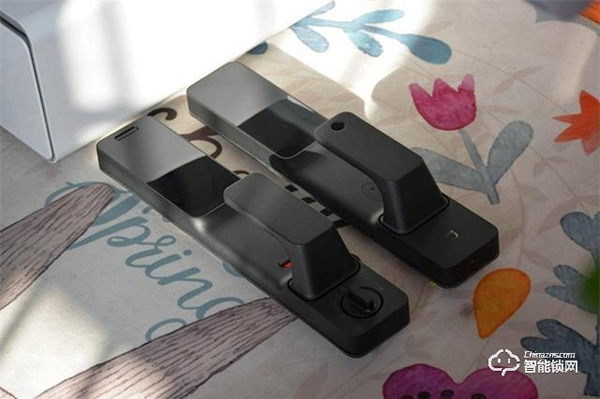 米家推拉式指紋鎖評測:顏值與實力共存,6種開鎖方式全家通用 米家推拉式指紋鎖評測:顏值與實力共存,6種開鎖方式全家通用