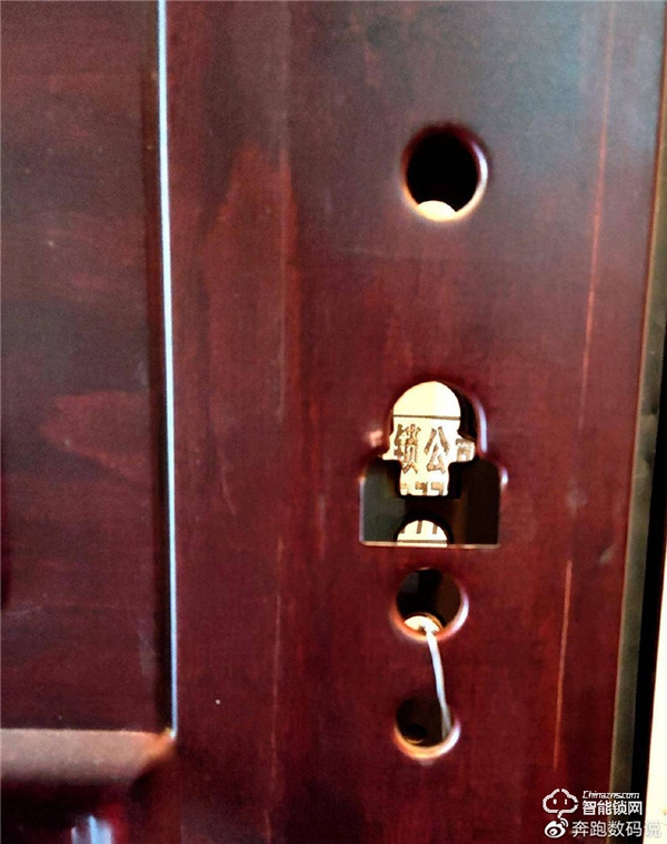 3D人臉識別開門,給家全方位守護:德施曼R8人臉智能鎖體驗 3D人臉識別開門,給家全方位守護:德施曼R8人臉智能鎖體驗