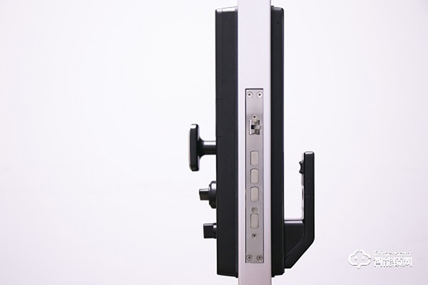 指靜脈識別+視頻語音對講，安全“看”得見：樸墅P89指靜脈智能鎖評測體驗