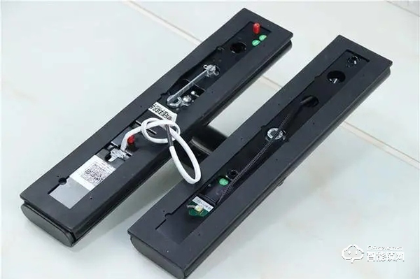 滿足你對半自動解鎖的全部需求,德施曼T862開箱體驗 滿足你對半自動解鎖的全部需求,德施曼T862開箱體驗