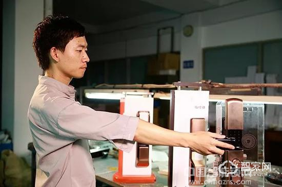 安全才是智能鎖的第一要務!安居邦智能鎖為您保駕護航 安全才是智能鎖的第一要務!安居邦智能鎖為您保駕護航