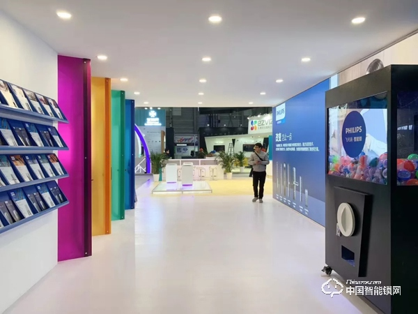 飛利浦智能鎖驚艷亮相2019AWE,用科技暢享美好生活! 飛利浦智能鎖驚艷亮相2019AWE,用科技暢享美好生活!