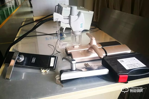 楊格鎖業(yè):一生只做一件事,專心做好智能鎖 | 2019中國建博葵花獎調(diào)研團走訪實錄 楊格鎖業(yè):一生只做一件事,專心做好智能鎖 | 2019中國建博葵花獎調(diào)研團走訪實錄