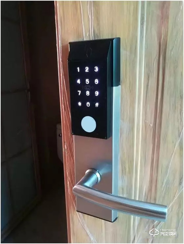 祝賀廣州逸米英匯公寓128套固麗佳LORA無線聯網鎖安裝調試完成! 祝賀廣州逸米英匯公寓128套固麗佳LORA無線聯網鎖安裝調試完成!