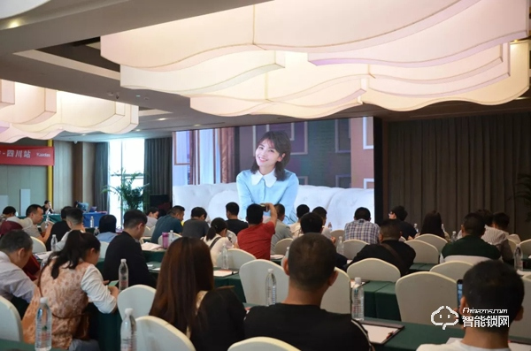 凱迪仕全國巡回招商會(huì)首輪落幕,276位新合作伙伴簽約成功 凱迪仕全國巡回招商會(huì)首輪落幕,276位新合作伙伴簽約成功