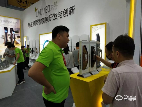 專注智能鎖研發(fā)與創(chuàng)新，六孚受邀參展廣州建博會(huì)
