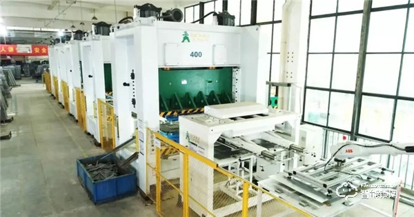 云棲大會(huì)intel展示的未來(lái)之門(mén)，只是王力智能家居的一小步