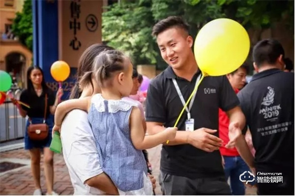 心安“鎖”得 | 楊格智能鎖走進社區(qū) ，引發(fā)換鎖熱潮