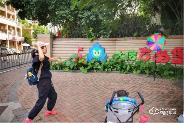 心安“鎖”得 | 楊格智能鎖走進社區(qū) ，引發(fā)換鎖熱潮