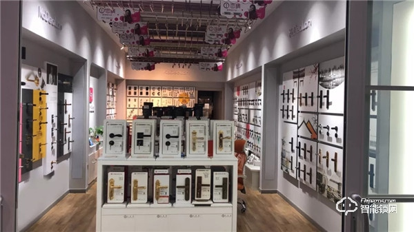 湖北荊門喜迎雙店開業(yè)！卡迪龍經銷商發(fā)展勢頭強勁！