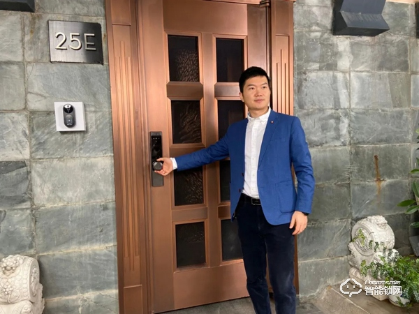 可視智能鎖時(shí)代已來臨,萬佳安首發(fā)視頻智能鎖及智能門鈴 可視智能鎖時(shí)代已來臨,萬佳安首發(fā)視頻智能鎖及智能門鈴
