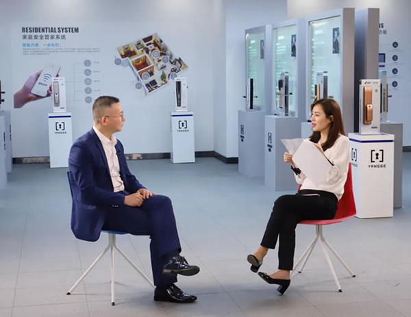廣東電視臺《風云粵商》欄目走進智能門鎖知名企業楊格智控 廣東電視臺《風云粵商》欄目走進智能門鎖知名企業楊格智控