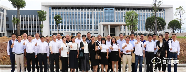 智贏未來(lái),再創(chuàng)財(cái)富 | 王力智能鎖召開(kāi)經(jīng)銷商智囊團(tuán)研討會(huì) 智贏未來(lái),再創(chuàng)財(cái)富 | 王力智能鎖召開(kāi)經(jīng)銷商智囊團(tuán)研討會(huì)