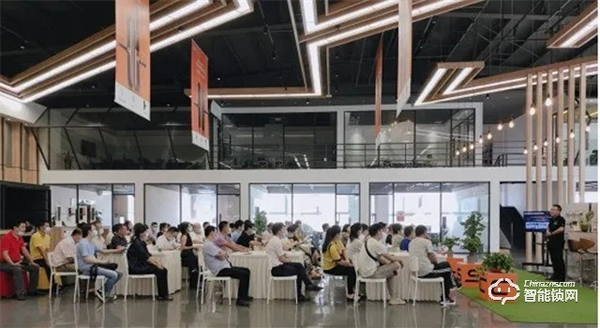 CSLP榮獲“2020年中山質量標桿企業”,熱情接待市監局質量學習考察團 CSLP榮獲“2020年中山質量標桿企業”,熱情接待市監局質量學習考察團