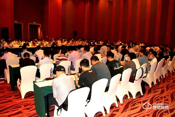 飛利浦智能鎖出席電子鎖防火標(biāo)準(zhǔn)研討會(huì),共話行業(yè)發(fā)展新趨勢 飛利浦智能鎖出席電子鎖防火標(biāo)準(zhǔn)研討會(huì),共話行業(yè)發(fā)展新趨勢