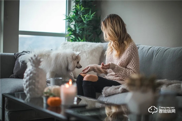 飛利浦智能鎖，讓獨居生活有保障、更安全