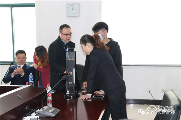 熱烈歡迎西安武漢兩地地產團隊走進超人！