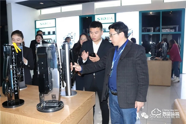 熱烈歡迎西安武漢兩地地產團隊走進超人！