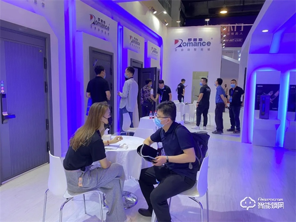 第11屆永康門博會(huì)火熱收官|(zhì)羅漫斯再創(chuàng)佳績(jī),燃爆全場(chǎng)! 第11屆永康門博會(huì)火熱收官|(zhì)羅漫斯再創(chuàng)佳績(jī),燃爆全場(chǎng)!