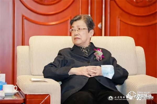 KFZ智能鎖品牌榮獲2021年度“北清中國品牌創(chuàng)新百強”金龍獎，領軍品牌獎