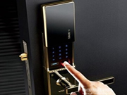 智能鎖連接的是智能家居