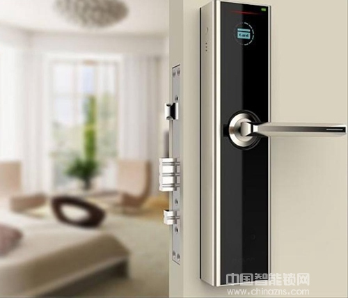 如何選購品牌指紋鎖
