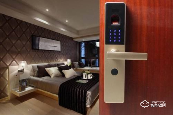 在智能鎖等智能家居大爆發(fā)的時(shí)代，安全問題是十分嚴(yán)峻的