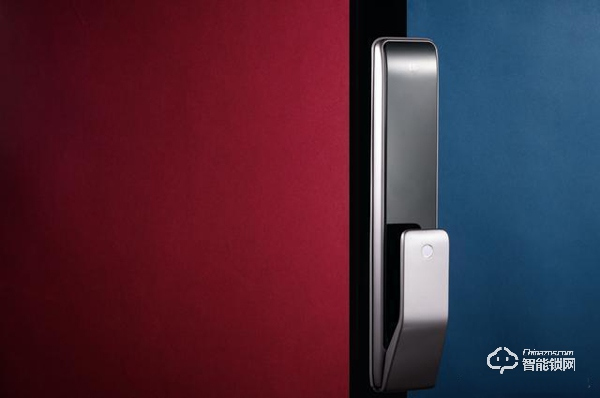 專家評面部識別智能門鎖：現(xiàn)階段安全系數(shù)低，還是選靠譜的