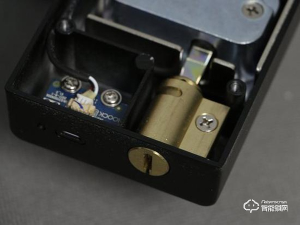 智能門鎖靈魂三連問 家裝該不該換把智能鎖？