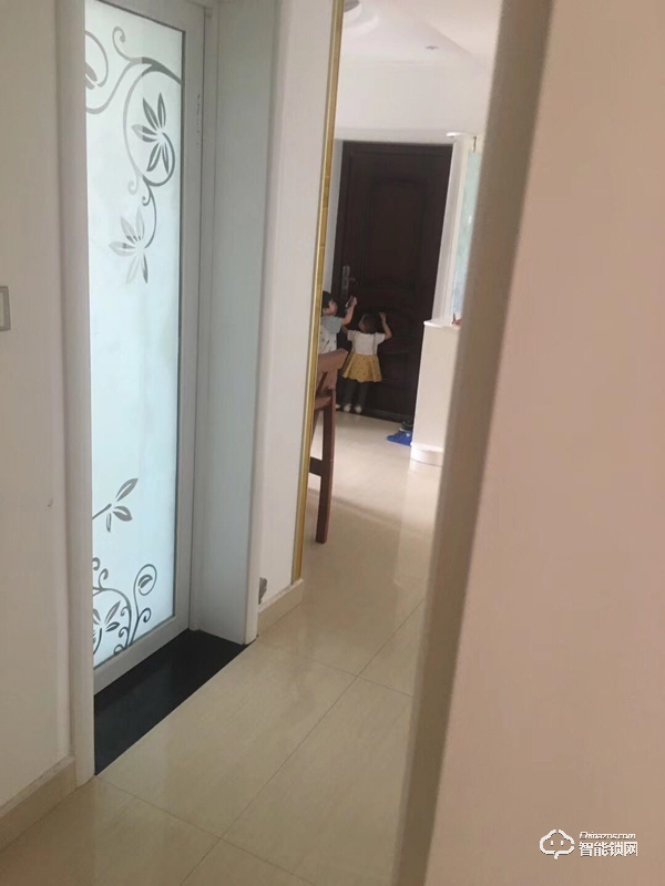 連云港李先生：幸福感生活讓我選擇加入智能鎖