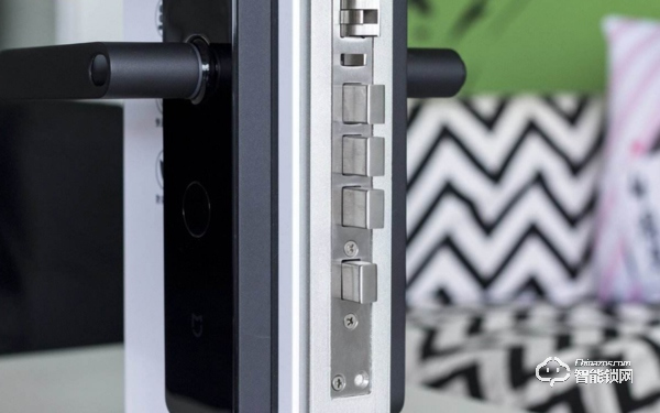 智能鎖之戰(zhàn)！三大陣營鎖企聯(lián)合魯班到家孵化千億零售市場