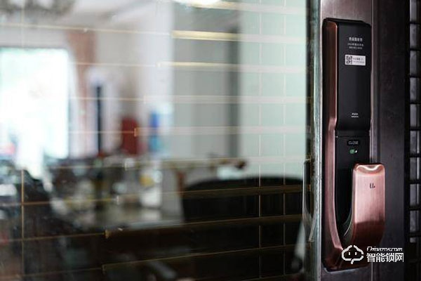 優(yōu)點智能鎖e1怎么打開電池蓋 使用優(yōu)點智能鎖e1要注意哪些方面