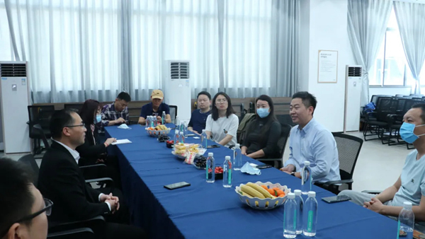 中國郵電器材集團(tuán)到BSPH智能家居考察