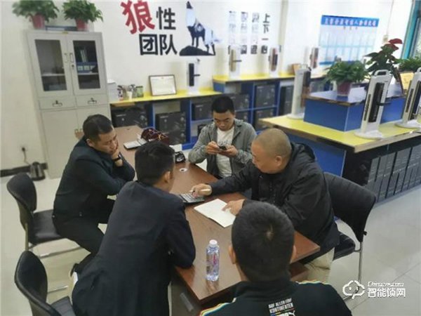 皇家金盾廣河旗艦店怎么做到小區推廣20天賣出三百多把智能鎖