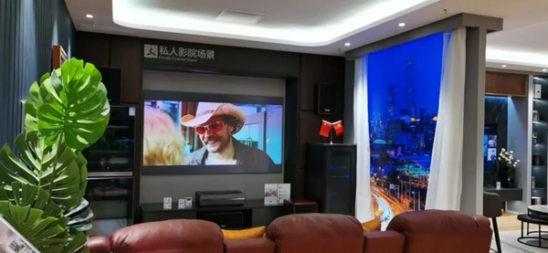 來(lái)了來(lái)了！海爾智能家居帶著好操作的三翼鳥(niǎo)智慧影院來(lái)了 