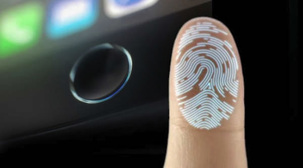 以后拍照不要擺剪刀手了，因為它可能泄露你的指紋