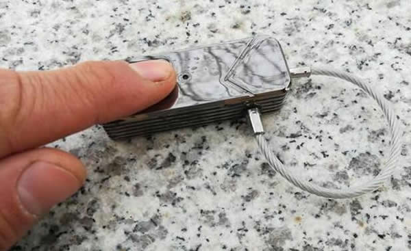 多元化的銷售策略：買智能鎖送指紋鎖？