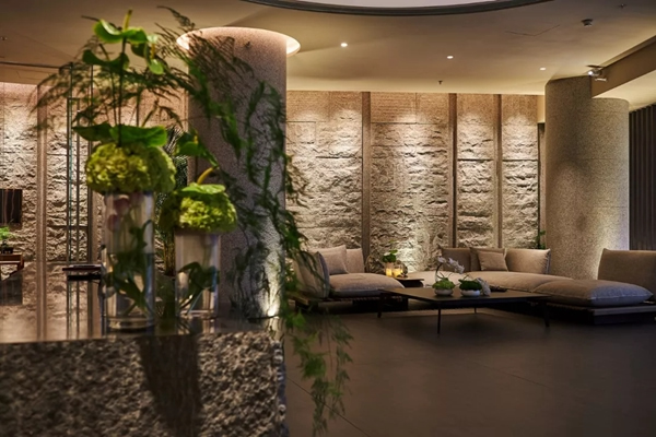 艾特智能家居為頂級高端會所VELEE，獨家定制智能家居系統(tǒng)方案