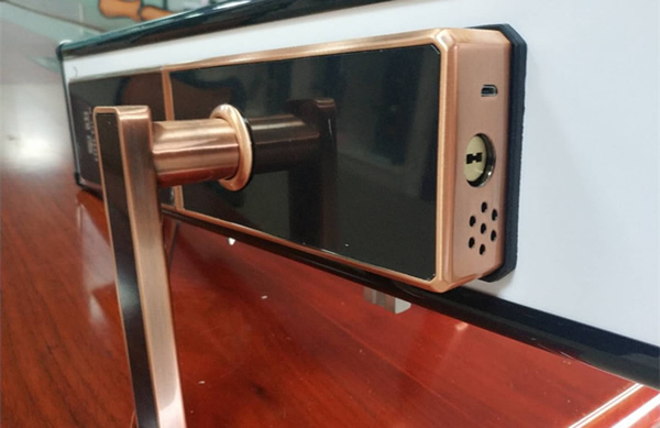 智能鎖沒(méi)電了怎么辦？這五個(gè)方法要記住，就算壞了也能用