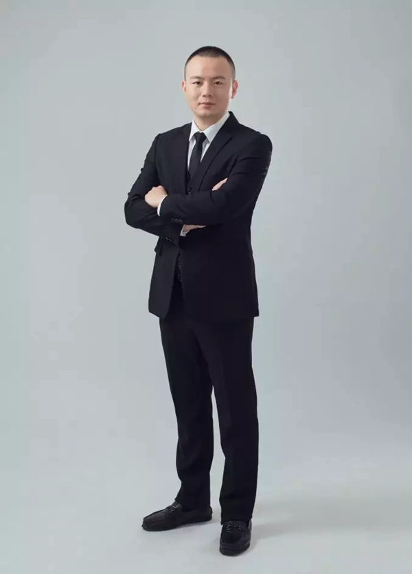 ICCSSI艾棲指紋鎖董事長(zhǎng)孟德利榮獲“中國(guó)誠(chéng)信企業(yè)家”稱號(hào)