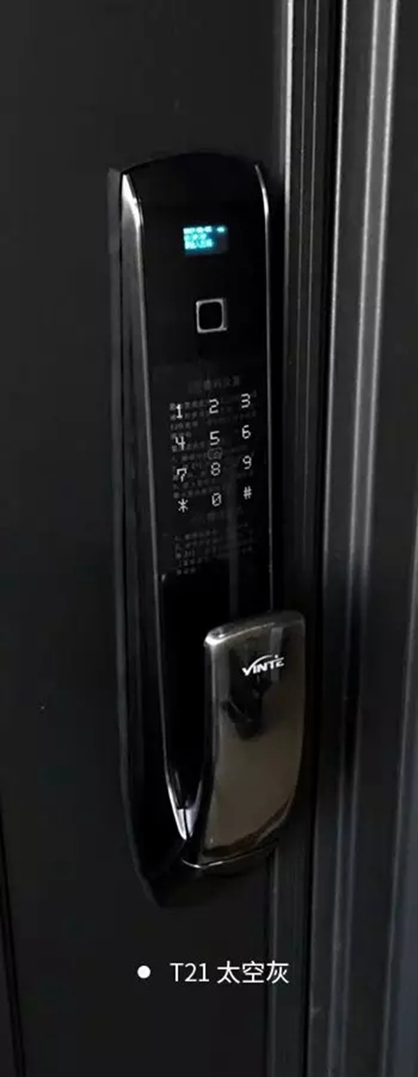 因特智能鎖復古宮廷風手機壁紙瘋狂圈粉