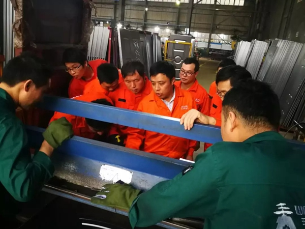 王力安防上下齊心高壓抓質(zhì)量，始終在前行