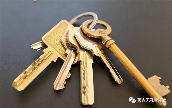 頂吉智能鎖小提示：裝修鑰匙要銷毀，最好更換鎖芯