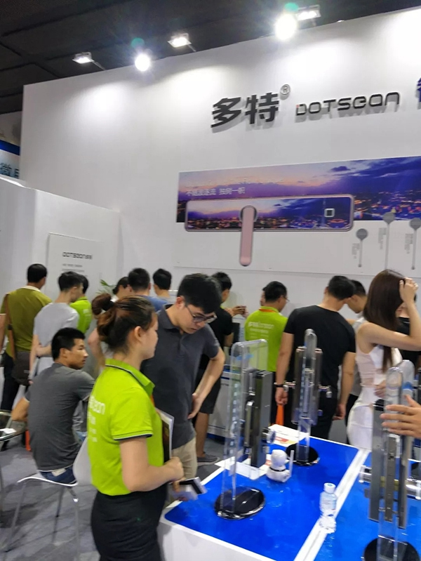 多特指紋鎖榮獲中國葵花獎創新競爭力品牌和優秀工業設計獎！