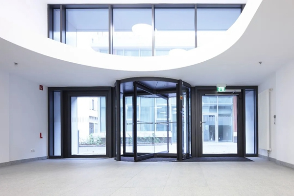 多瑪凱拔丨關于旋轉門，你必須要知道的事