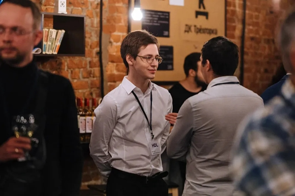 河?xùn)|智能家居俄羅斯團(tuán)隊(duì)舉辦2021年經(jīng)銷(xiāo)商大會(huì)