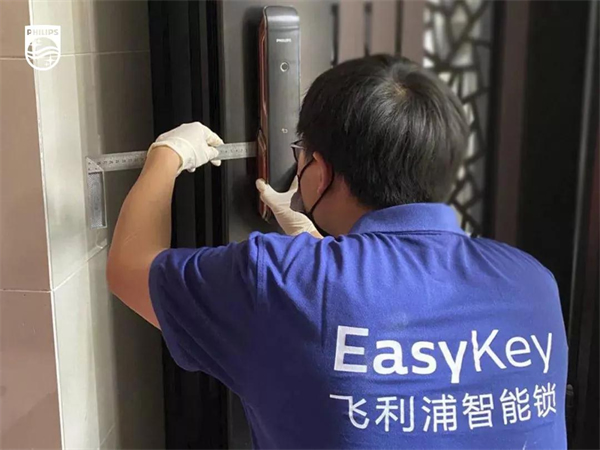 飛利浦智能鎖丨為什么說導向片對智能鎖的安裝很重要