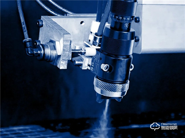 天能智能門，用一樘好門，打開你理想中的家！