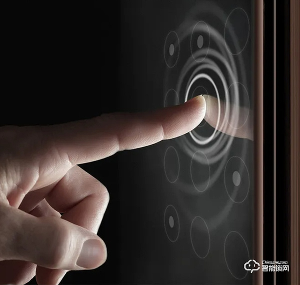 智能鎖和傳統(tǒng)鎖,哪個更加實用?怎么判斷自己家的門適不適合? 智能鎖和傳統(tǒng)鎖,哪個更加實用?怎么判斷自己家的門適不適合?