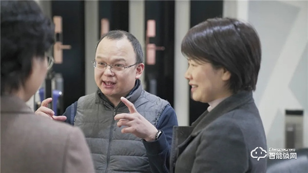 杭州市濱江區領導帶隊走訪德施曼等重點企業,開展“深化三服務 助推開門紅”暖心活動 杭州市濱江區領導帶隊走訪德施曼等重點企業,開展“深化三服務 助推開門紅”暖心活動